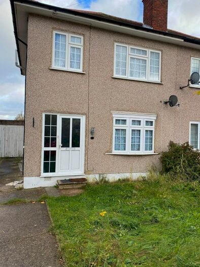 3 Bedroom Semi-Detached House To Rent In Adelphi Crescent, Hayes UB4