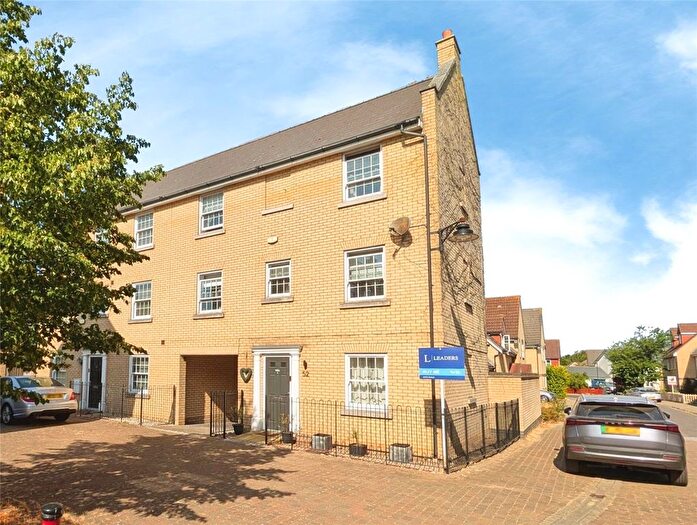 3 Bedroom Semi Detached House For Sale In Damselfly Road, Ipswich, Suffolk, IP3