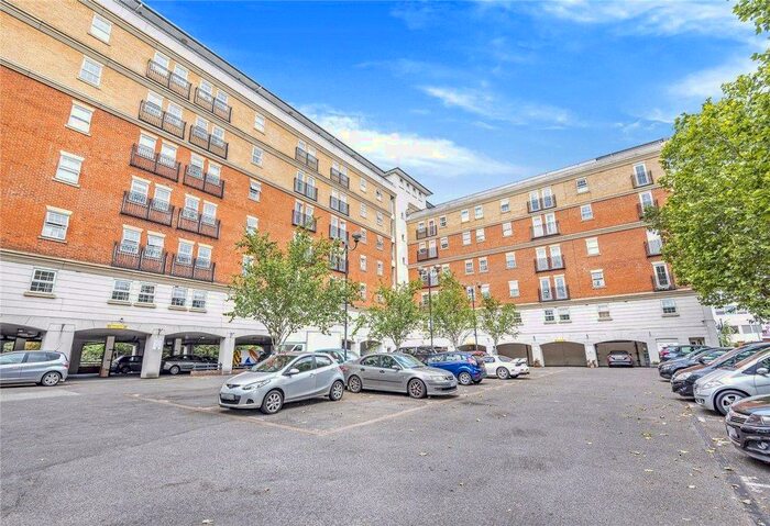 2 Bedroom Apartment To Rent In Kings Lodge, Ruislip, HA4