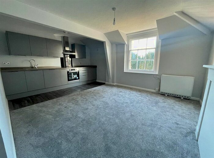 2 Bedroom Flat To Rent In Church Lane, Blandford Forum, DT11