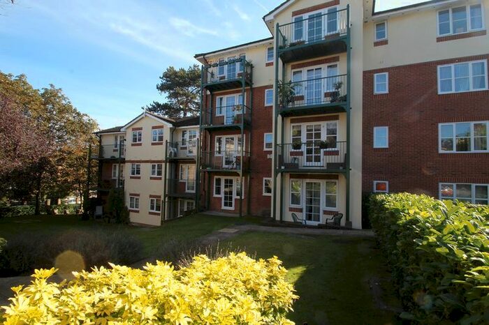2 Bedroom Flat To Rent In Alexandra Park, Queen Alexandra Road, High Wycombe, HP11