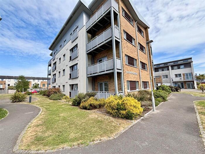 1 Bedroom Flat For Sale In Broomhill Way, Poole, BH15
