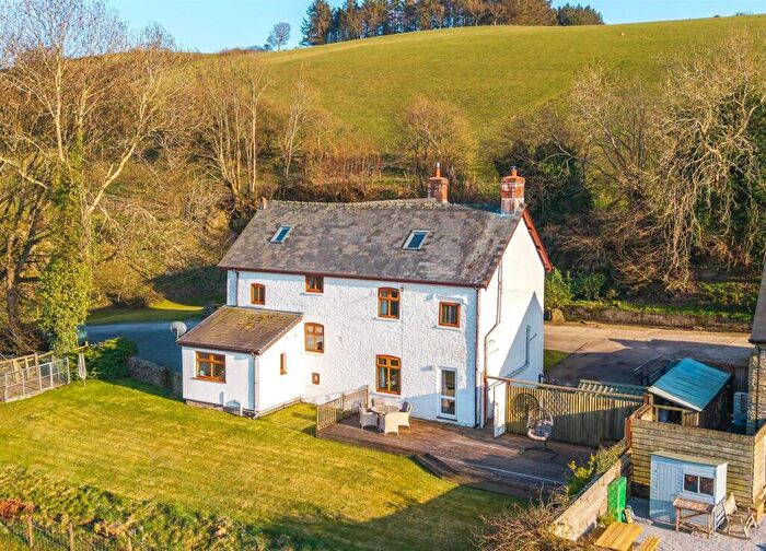6 Bedroom Detached House For Sale In Hundred House, Llandrindod Wells, LD1