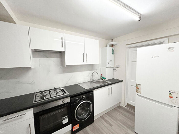 3 Bedroom End Of Terrace House To Rent In Dalston Gardens, London, HA7