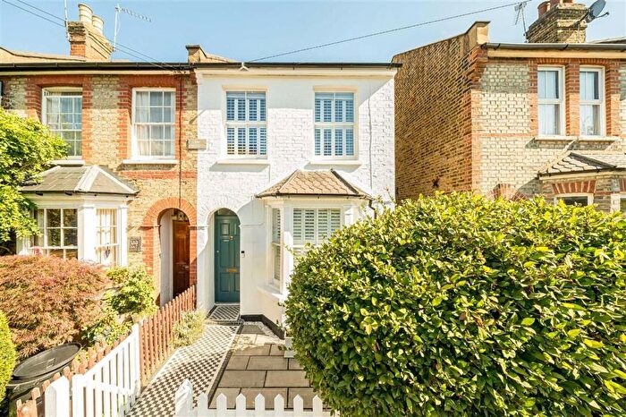 3 Bedroom Property For Sale In Wick Road, Teddington, TW11