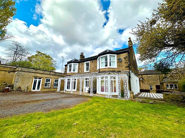 8 Bedroom Detached House For Sale In Heath Road, Halifax, HX3