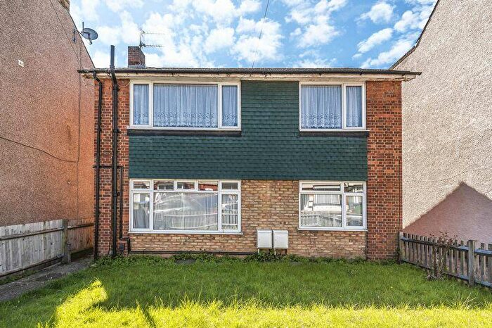 2 Bedroom Maisonette To Rent In Halons Road, New Eltham, SE9