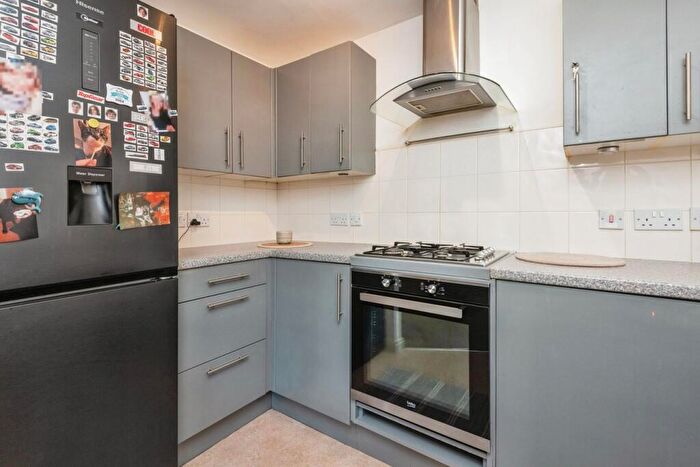 2 Bedroom Semi-Detached House For Sale In Gardeners Walk, Skelmanthorpe, Huddersfield, HD8