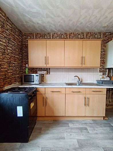 2 Bedroom Flat To Rent In Chepstow Road, Newport, NP19