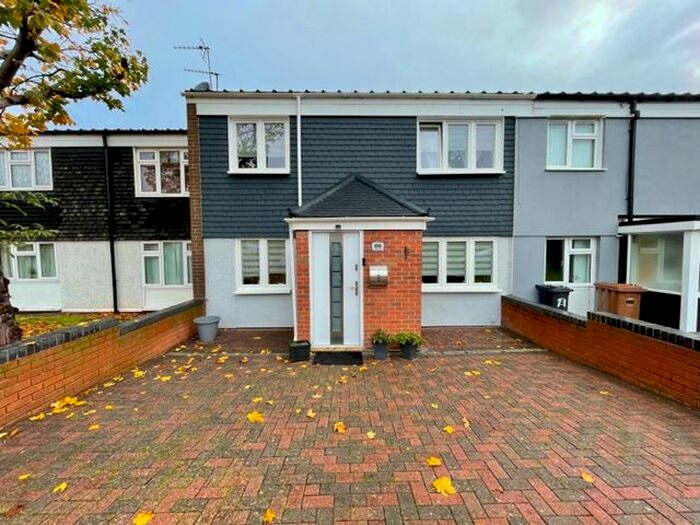 3 Bedroom Property To Rent In Brickhill Drive, Birmingham, B37