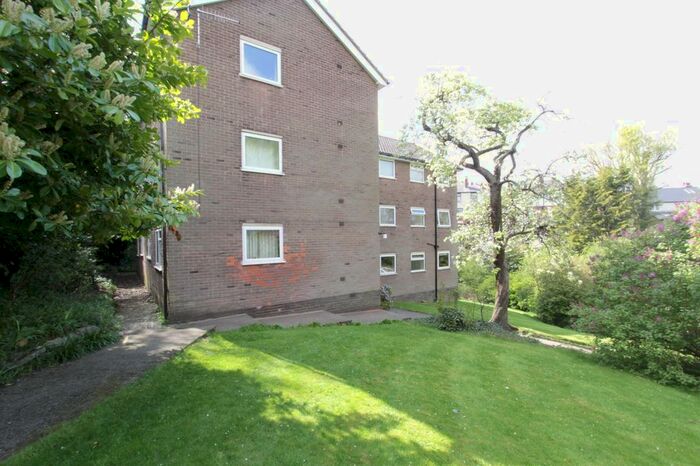 2 Bedroom Flat To Rent In Dobbin Hill, Sheffield, S11