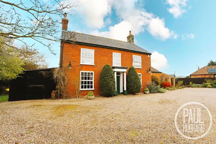 4 Bedroom Detached House For Sale In Hulver Street, Hulver, NR34