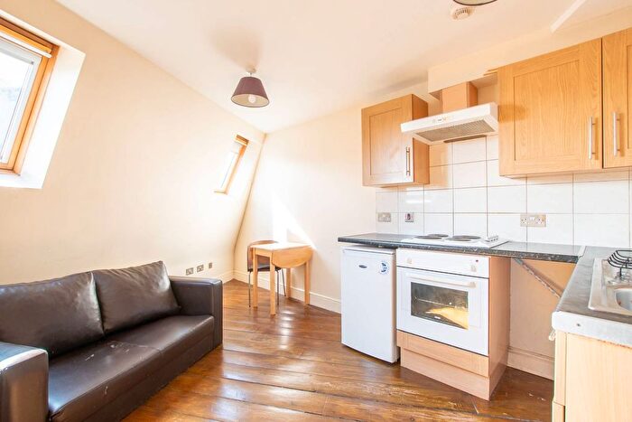 1 Bedroom Flat To Rent In Cricklewood Broadway, Cricklewood, London, NW2