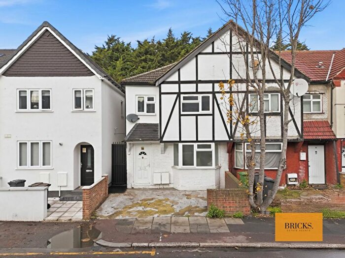 3 Bedroom Property To Rent In Tanner Street, Barking, IG11