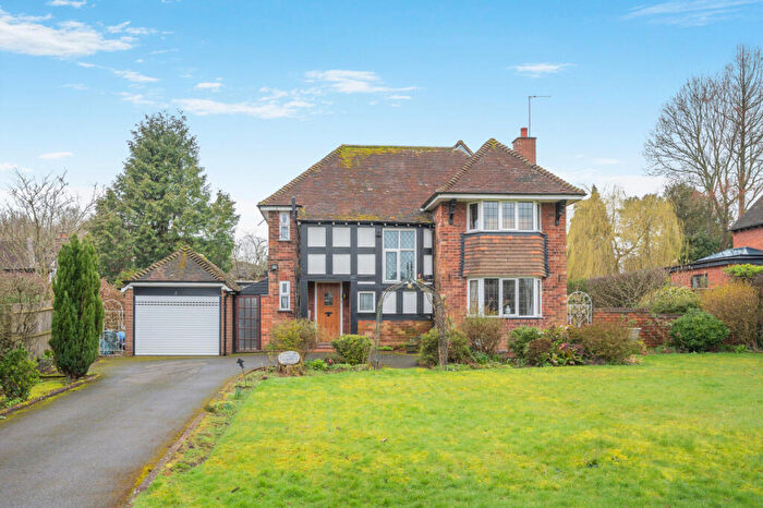 3 Bedroom Detached House For Sale In Private Road, Tanners Green Lane, Wythall, B47