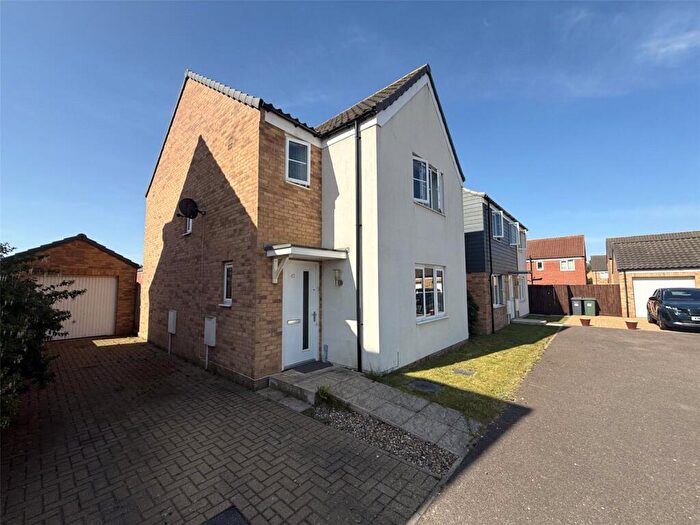 3 Bedroom Detached House For Sale In Reeve Way, Wymondham, Norfolk, NR18