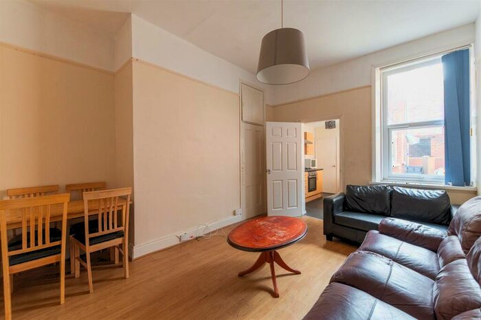 2 Bedroom Flat To Rent In Addycombe Terrace, Heaton, Newcastle Upon Tyne, NE6