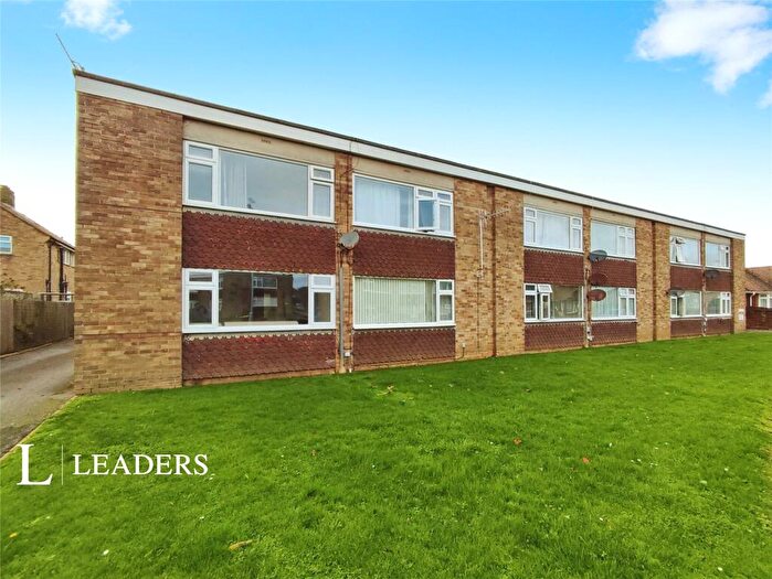 Studio For Sale In Seamill Park Crescent, Worthing, West Sussex, BN11