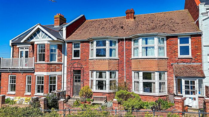 3 Bedroom Terraced House For Sale In Castle Hill Road, Hastings, TN34