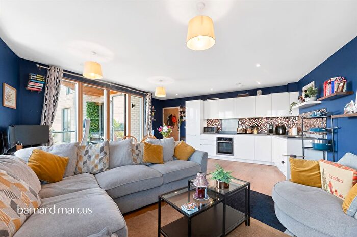 1 Bedroom Flat For Sale In Cavendish Road, London, SW19