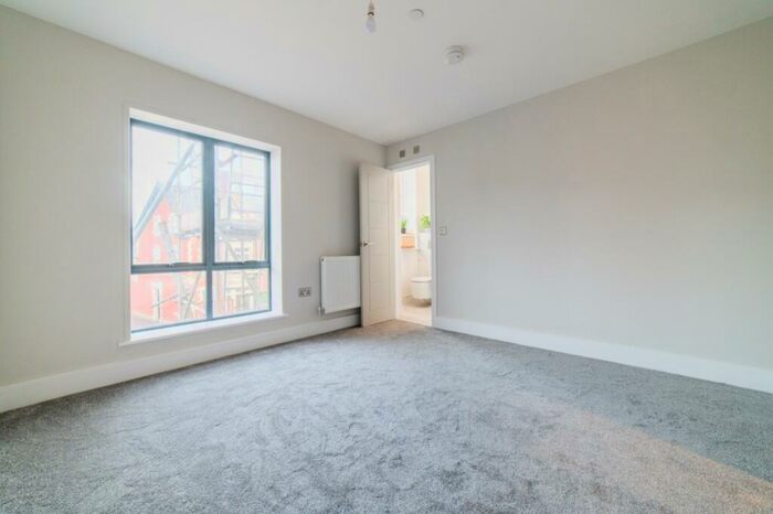 2 Bedroom Apartment To Rent In Suffolk House, Romilly Road, Canton, CF5