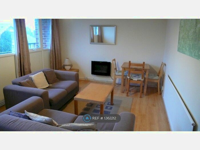 2 Bedroom Flat To Rent In Radbourne Street, Derby, DE22