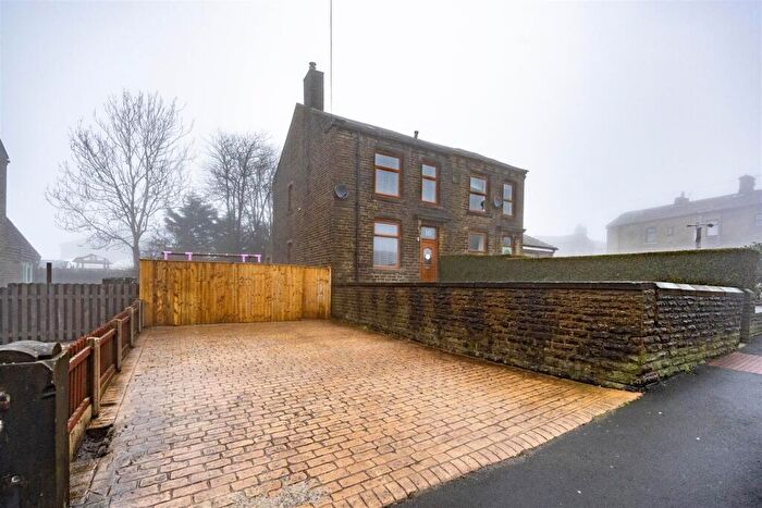 2 Bedroom Semi Detached House For Sale In Ford Hill, Queensbury, Bradford, BD13