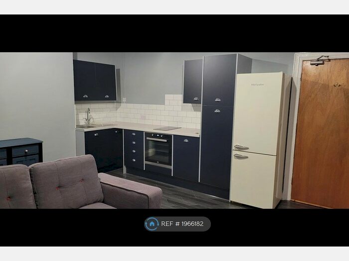 1 Bedroom Flat To Rent In Scale Lane, Hull, HU1