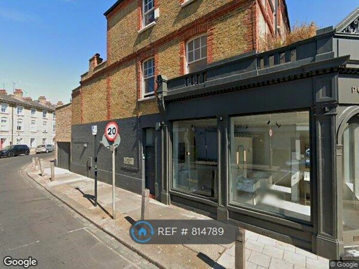 1 Bedroom Flat To Rent In Queenstown Rd, London, SW8