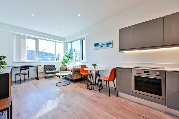 1 Bedroom Flat To Rent In Ladymead, Guildford, Guildford, GU1