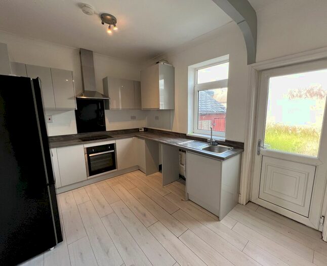 2 Bedroom Terraced House To Rent In Church Road, Edlington, Doncaster, DN12