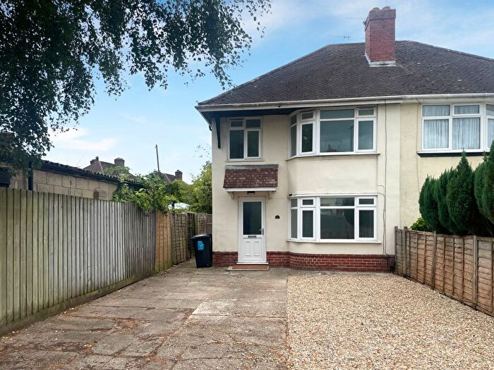 3 Bedroom Semi-Detached House To Rent In Drinkwater Close, Eastleigh, Hampshire, SO50