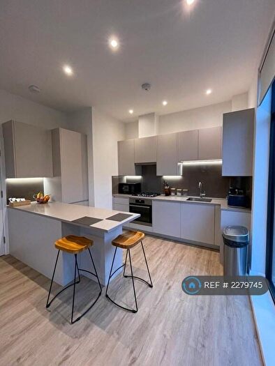 1 Bedroom Flat To Rent In The Gatehouse, Haywards Heath, RH16