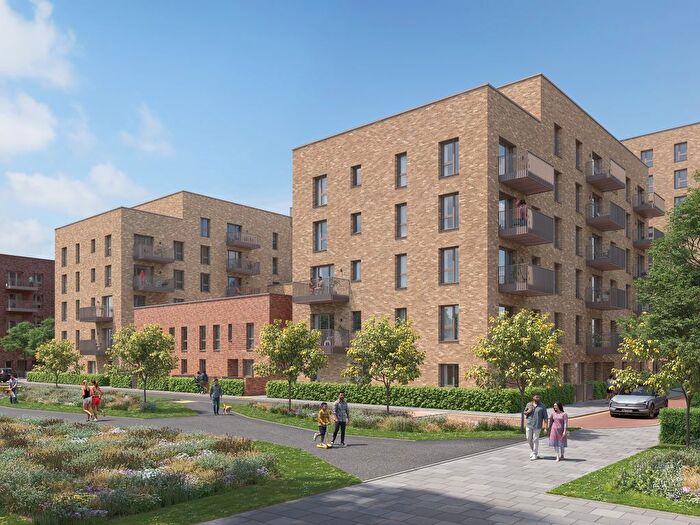 2 Bedroom Flat For Sale In Civic Street, Hounslow, TW3