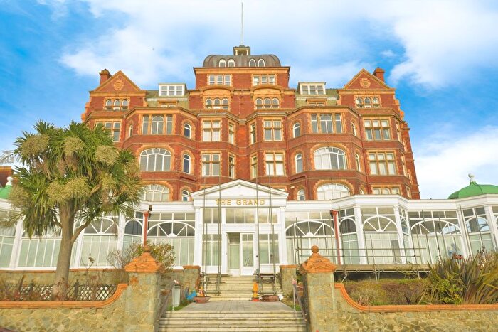 2 Bedroom Flat For Sale In The Leas, Folkestone, Kent, CT20