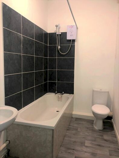 2 Bedroom Flat To Rent In Flat, Dundas Street, Stockton-On, TS19