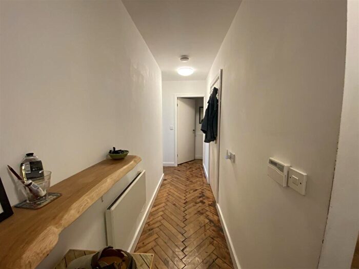2 Bedroom Apartment To Rent In Burgoyne Road, Sheffield, S6