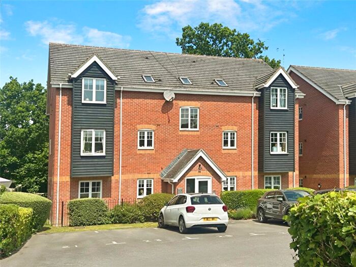 2 Bedroom Apartment For Sale In Howell Close, Arborfield, Reading, RG2