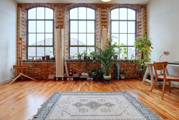 1 Bedroom Apartment For Sale In Connaught Works, Old Ford Road, London, E3