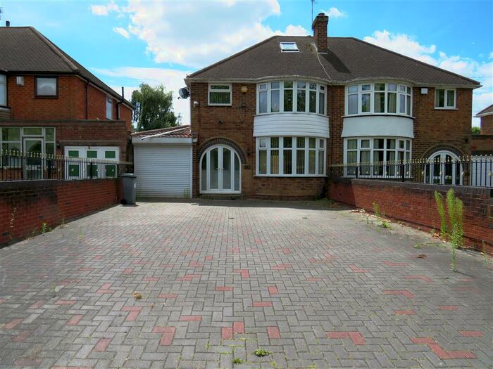 4 Bedroom House To Rent In Chester Road, Kingshurst, Birmingham, B36