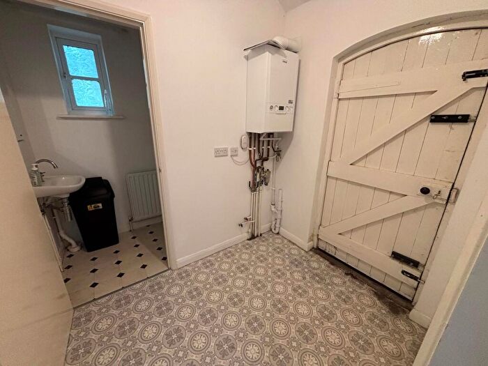 2 Bedroom Semi-Detached House For Sale In Vicarage Lane, Welton, Lincoln, LN2