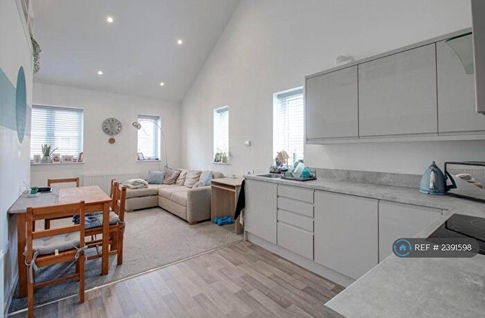 1 Bedroom Flat To Rent In Mill Road, Leighton Buzzard, LU7