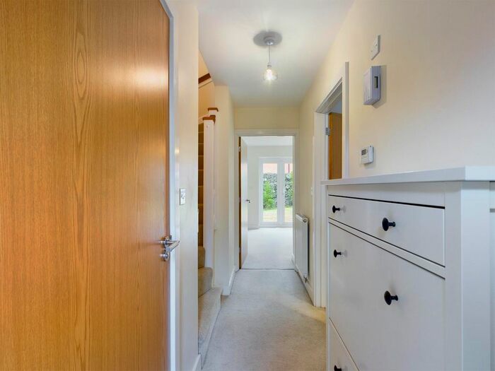 3 Bedroom Semi-Detached House To Rent In Primrose Road, Emersons Green, Bristol, BS16