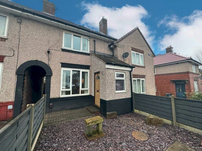 2 Bedroom Town House To Rent In Arbourthorne Road, Sheffield, S2