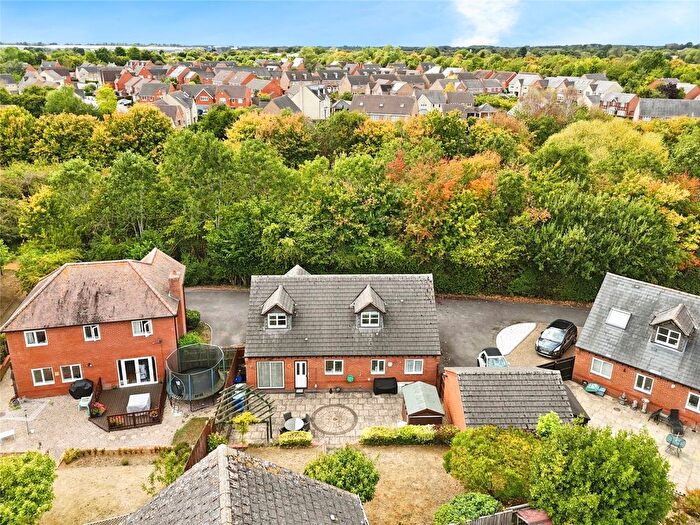 4 Bedroom Detached House For Sale In Woodruff Close, Bicester, Oxfordshire, OX26