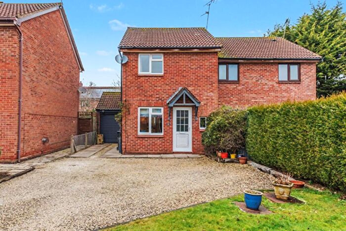 2 Bedroom Semi Detached House For Sale In Courthouse Croft, Kenilworth, CV8