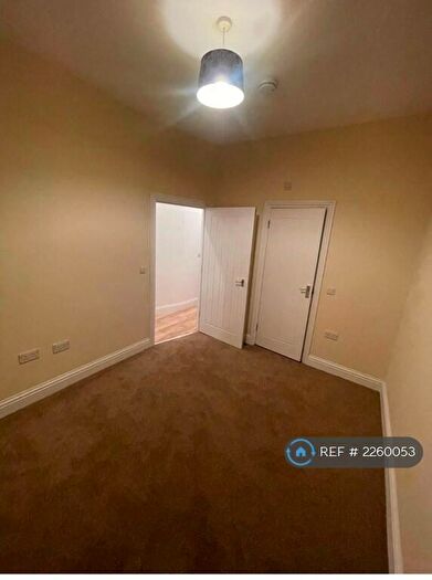 3 Bedroom Flat To Rent In Buckland Road, London, E10