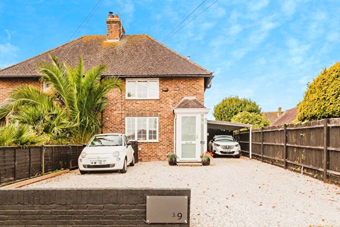3 Bedroom Semi-Detached House For Sale In Langbury Lane, Ferring, Worthing, BN12