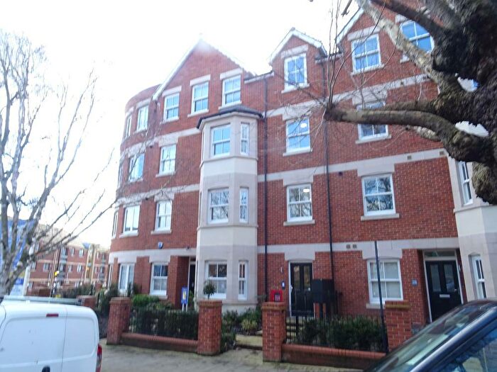 2 Bedroom Apartment To Rent In De Montfort, Warwick Avenue, MK40