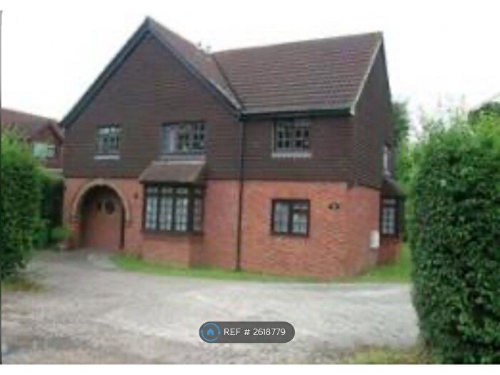 2 Bedroom Flat To Rent In Hazebrouck Court, Worting, Basingstoke, RG23